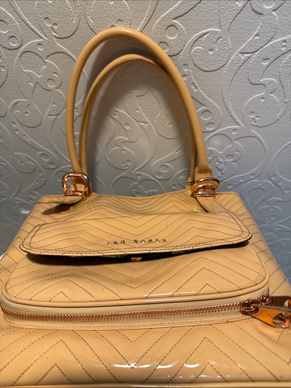 Ted Baker Tan Patent Quilted Shoulder Tote - Picture 7 of 13
